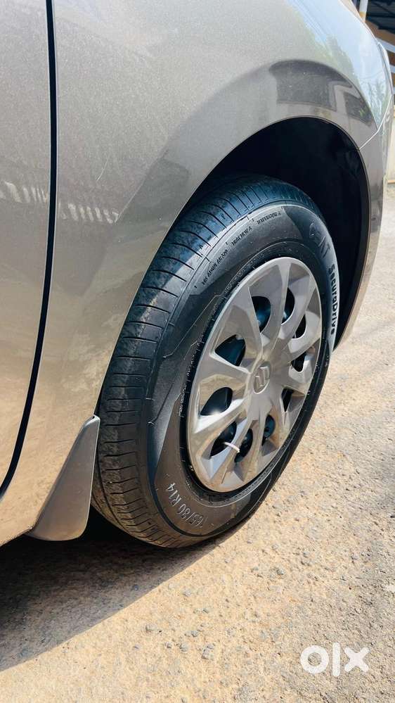 Maruti Suzuki Swift Dzire Vxi Optional, 2025, Petrol