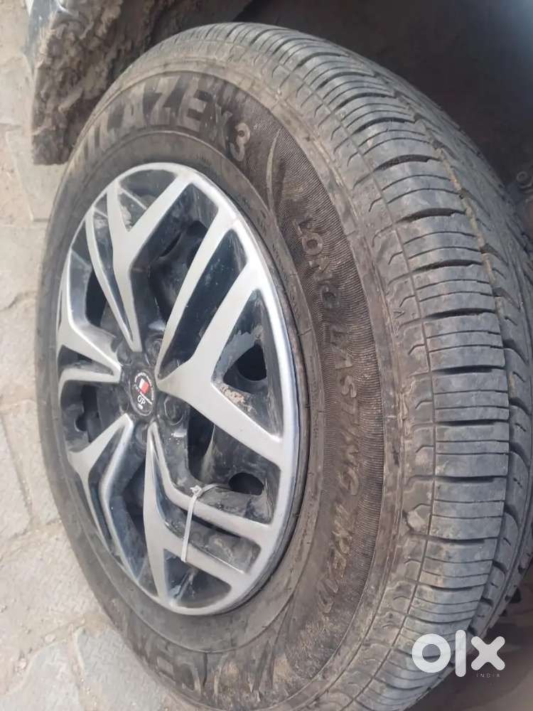 Maruti Suzuki Swift 072016 Cng & Hybrids 97000 Km Driven