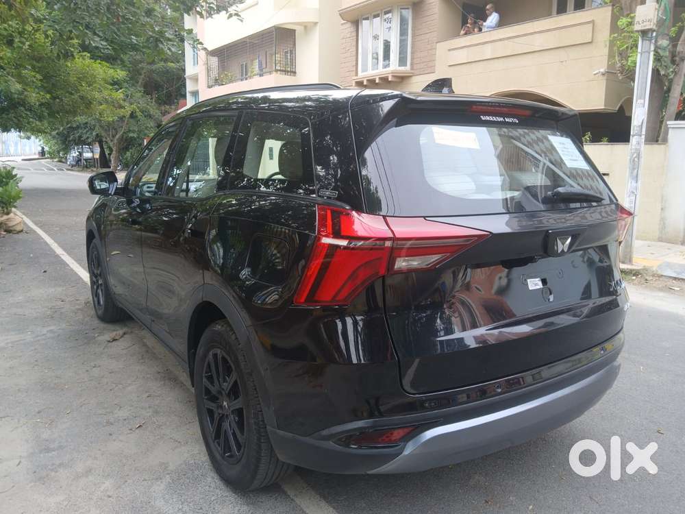 Mahindra Xuv700 2.0 Ax 7 Petrol At Luxury Pack Str, 2024, Petrol