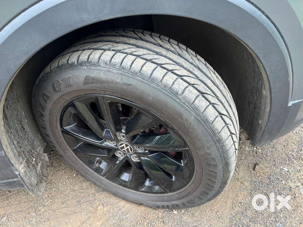 Volkswagen Taigun 1.0 Tsi Highline At, 2022, Petrol