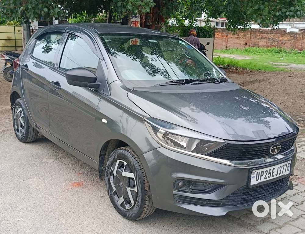 Tata Tiago 1.2 Revotron Xm Cng, 2025, Cng & Hybrids