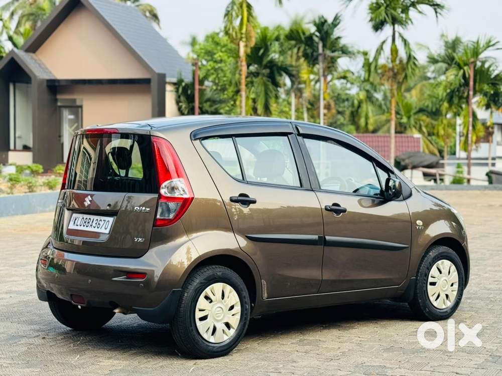 Maruti Suzuki Ritz Vxi, 2013, Petrol