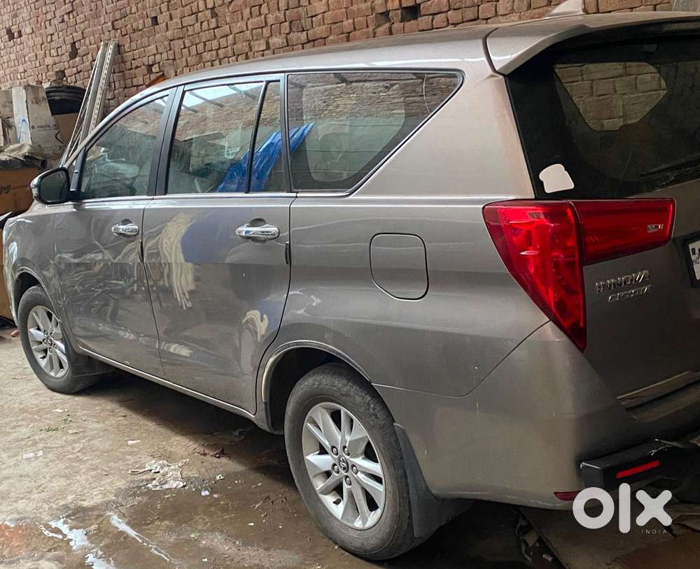 Toyota Innova Crysta 2.4 V, 2018, Diesel