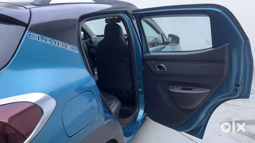 Renault Kwid 1.0 Climber (o) Dual Tone, 2024, Petrol