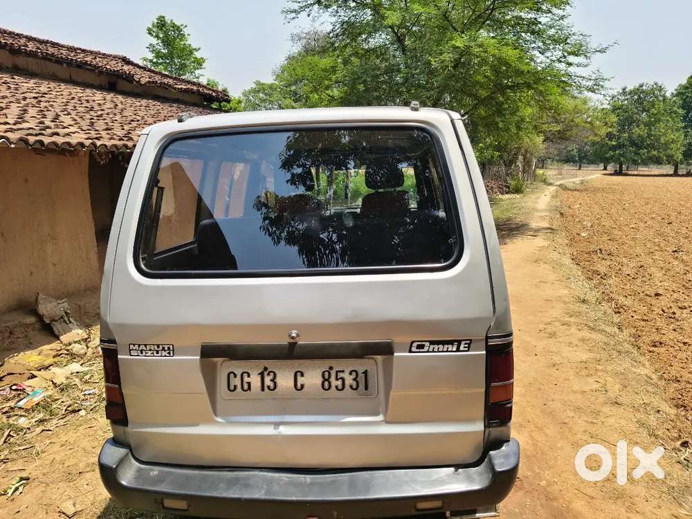 Maruti Suzuki Omni 2011