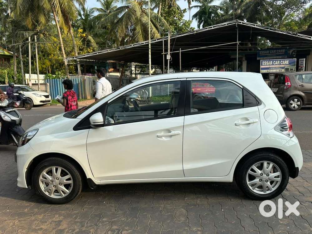 Honda Brio 2015 Petrol Well Maintained