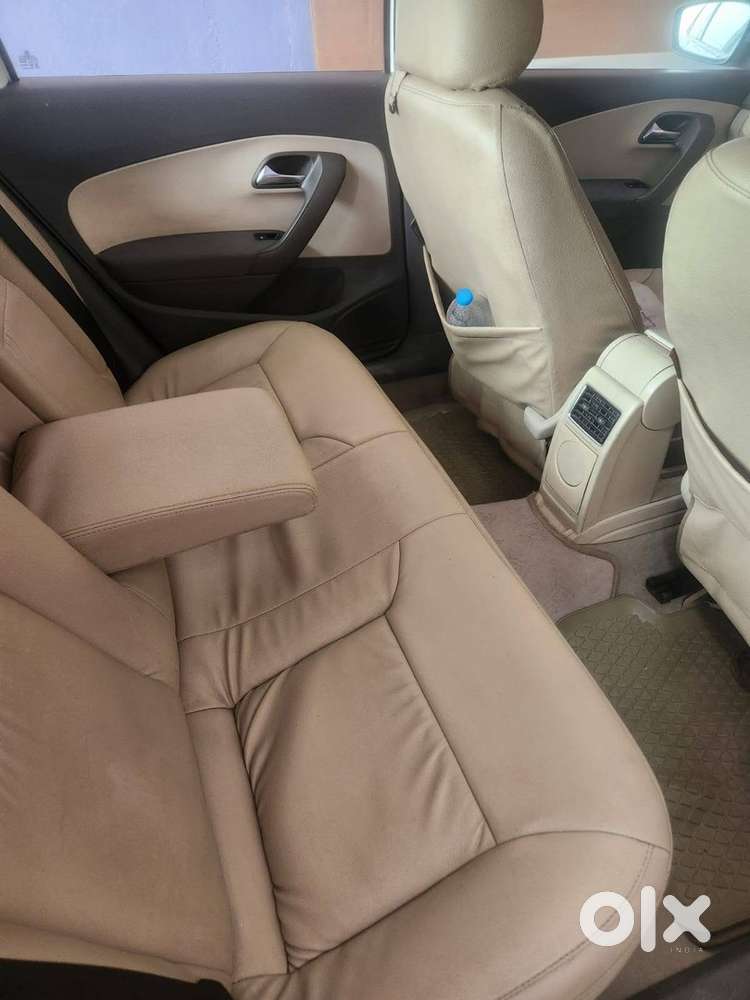 Volkswagen Vento 2011 Car