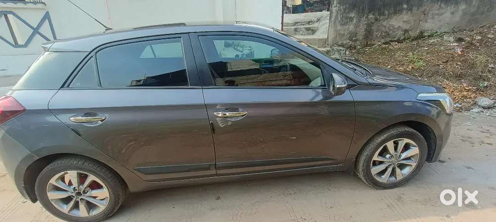 Hyundai I20 2015 Cng & Hybrids 90000 Km Driven