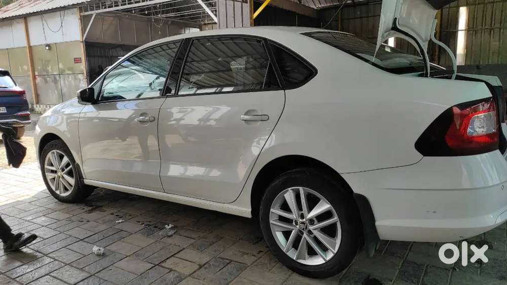 Skoda Rapid 2017 Petrol 43000 Km Driven