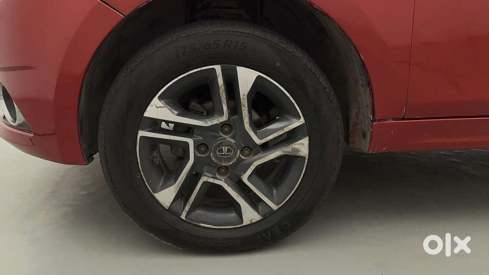 Tata Tigor Xza, 2018, Petrol