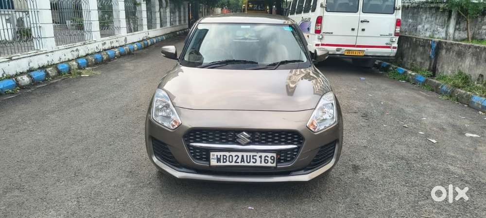 Maruti Suzuki Swift Vxi Optional, 2023, Petrol