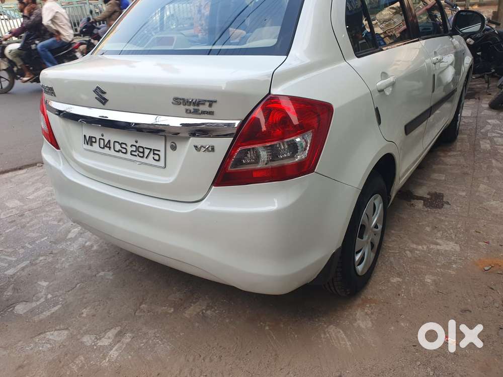 Maruti Suzuki Swift Dzire Vxi Optional, 2017, Petrol