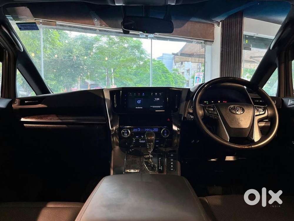 Toyota Vellfire 2.5 Hybrid, 2022, Electric