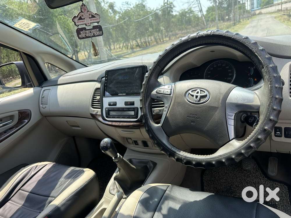 Toyota Innova 2.5 V 7 Str, 2014, Diesel