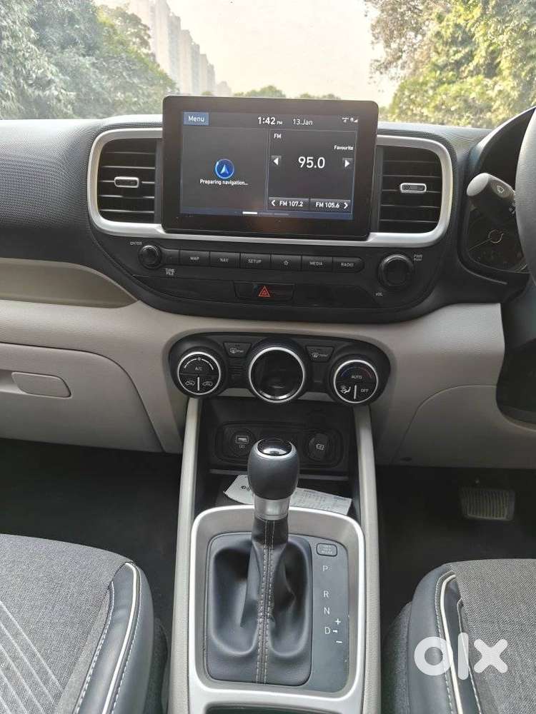 Hyundai Venue Sx Dual Tone Turbo, 2020, Petrol