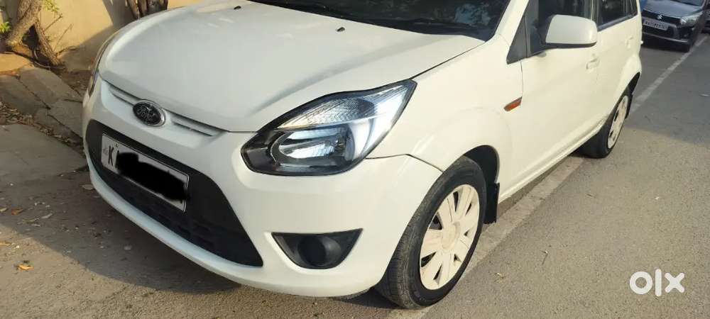 Ford Figo 2011 Petrol 70976 Km Driven