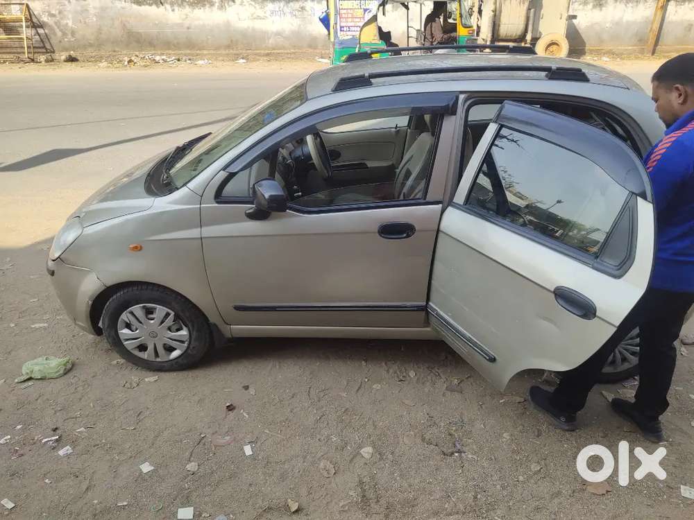Chevrolet Spark 2011 Petrol 64000 Km Driven