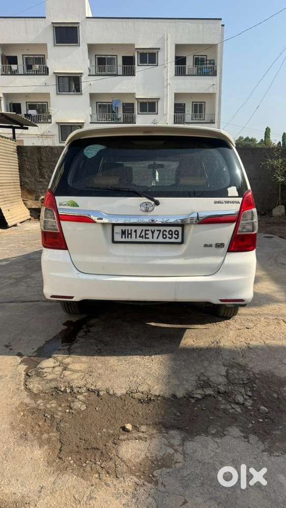 Toyota Innova 2015 Diesel Well Maintained