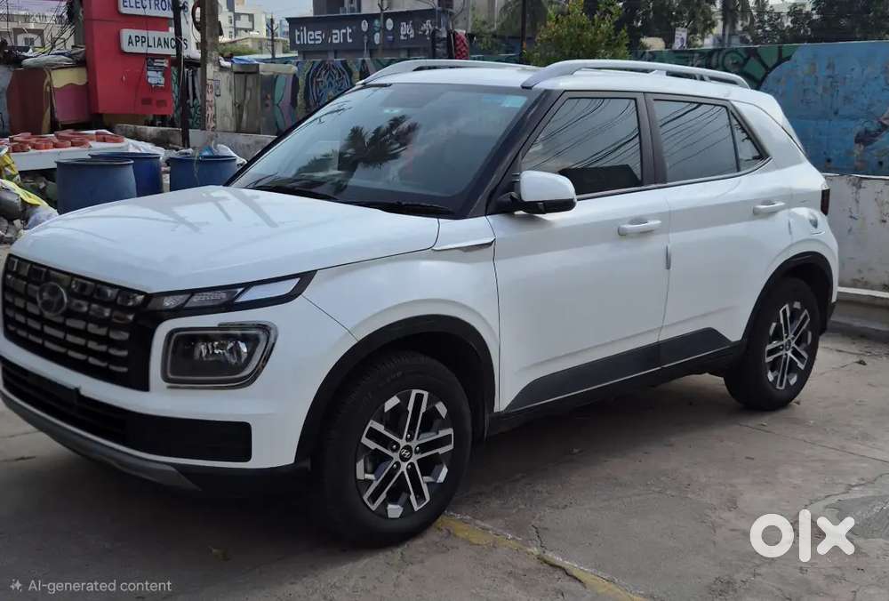 Hyundai Venue Sx 1.2 Petrol Mt White