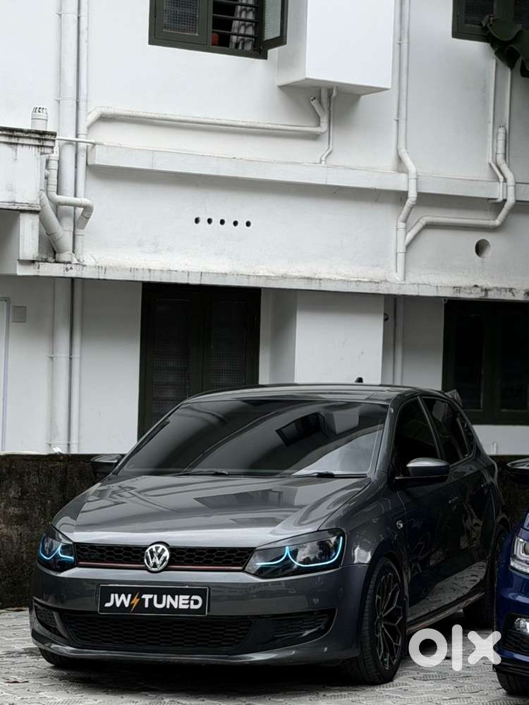 Volkswagen Polo Petrol 2011 Model
