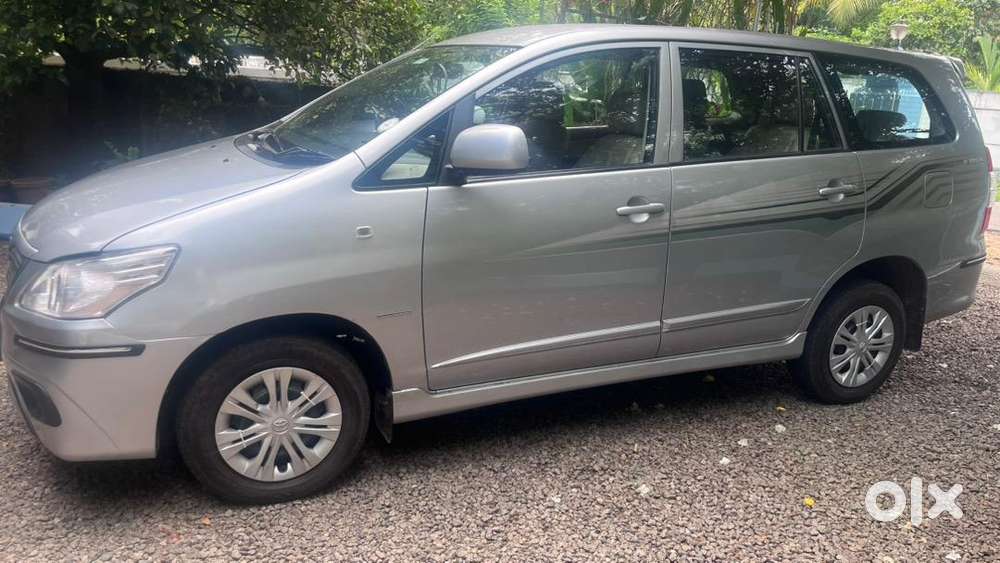 Re-toyota Innova 2015 Diesel Good Condition