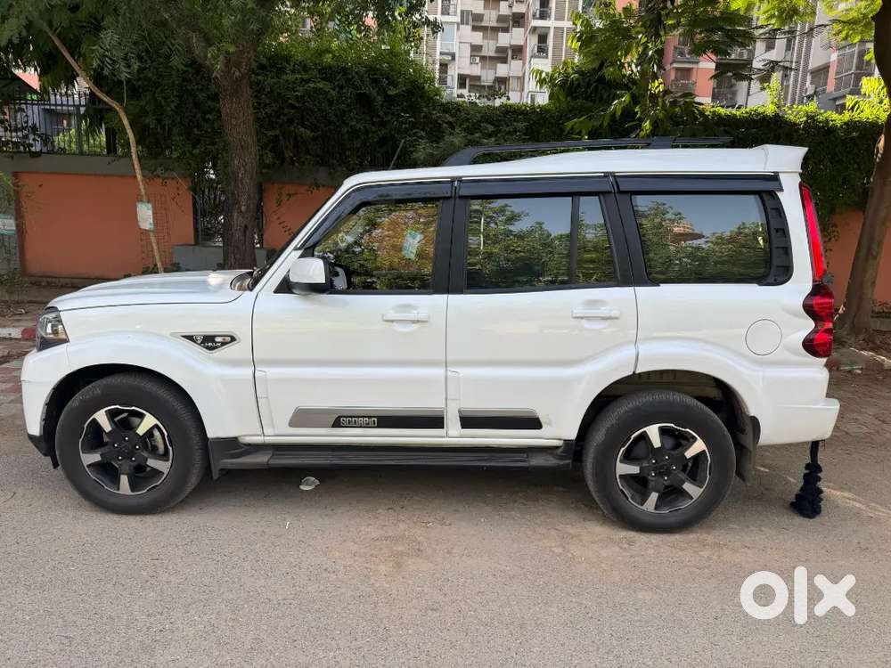 2025 Scorpio Classic S11  5000 Km  Single Owner  Insurance Active