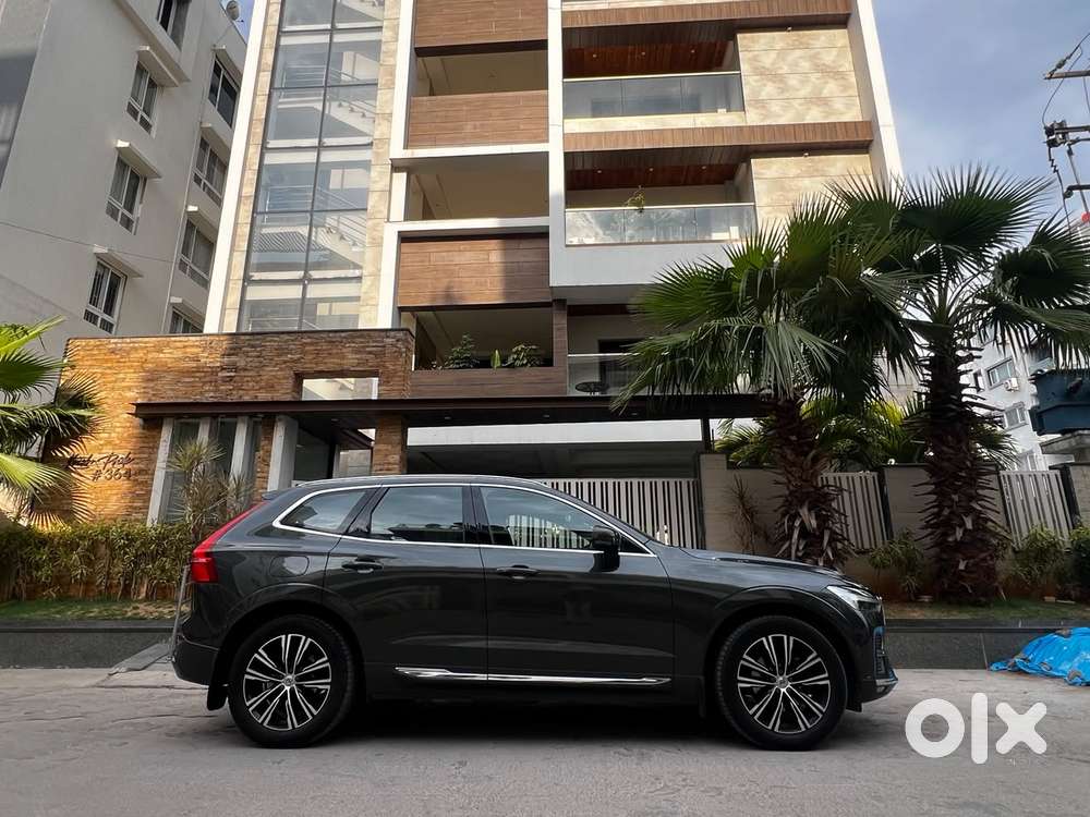Volvo Xc60 D5 Awd Automatic, 2022, Petrol