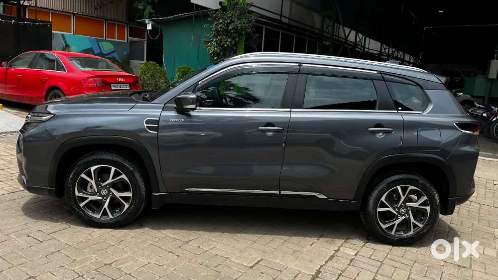 Toyota Urban Cruiser Hyrider Hybrid 2024