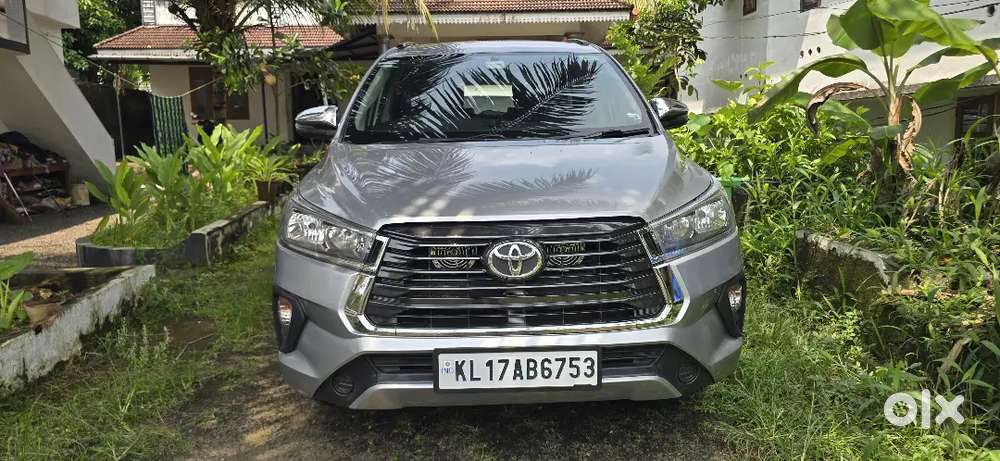 Toyota Innova Crysta 2.4 Plus 2019