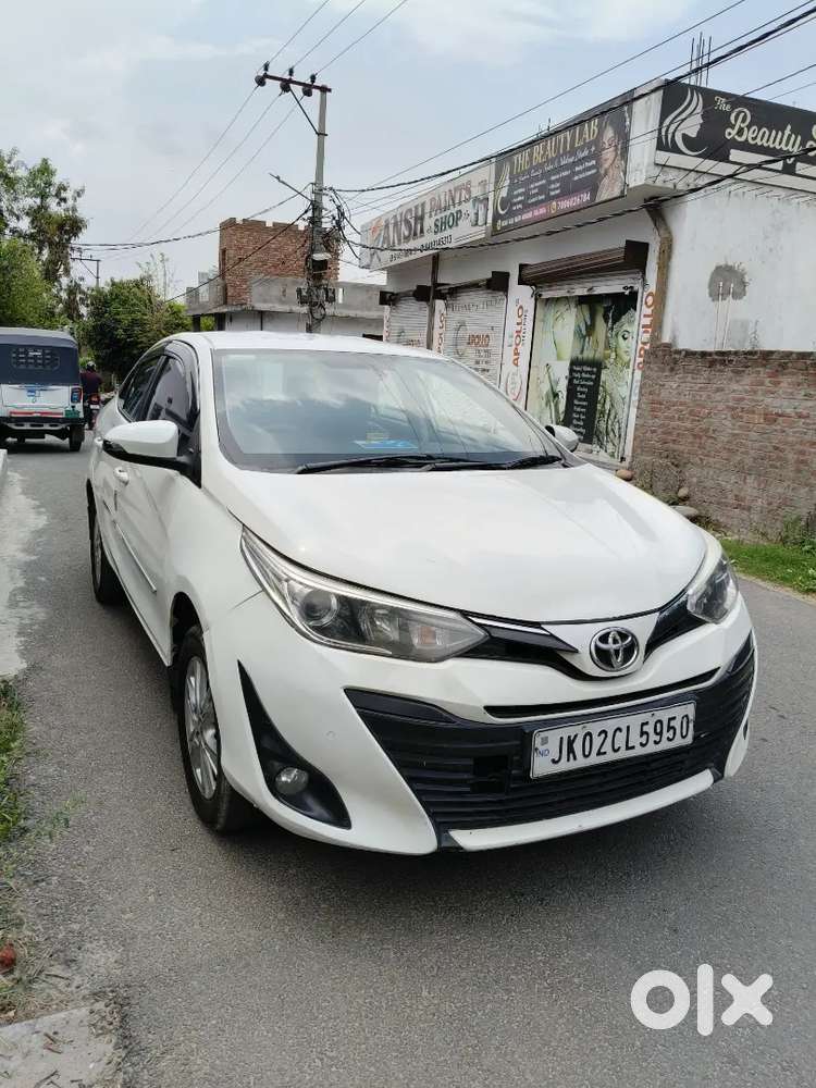 Toyota Yaris 1.5 V 2020 Full Top Model Cvt Automatic Car