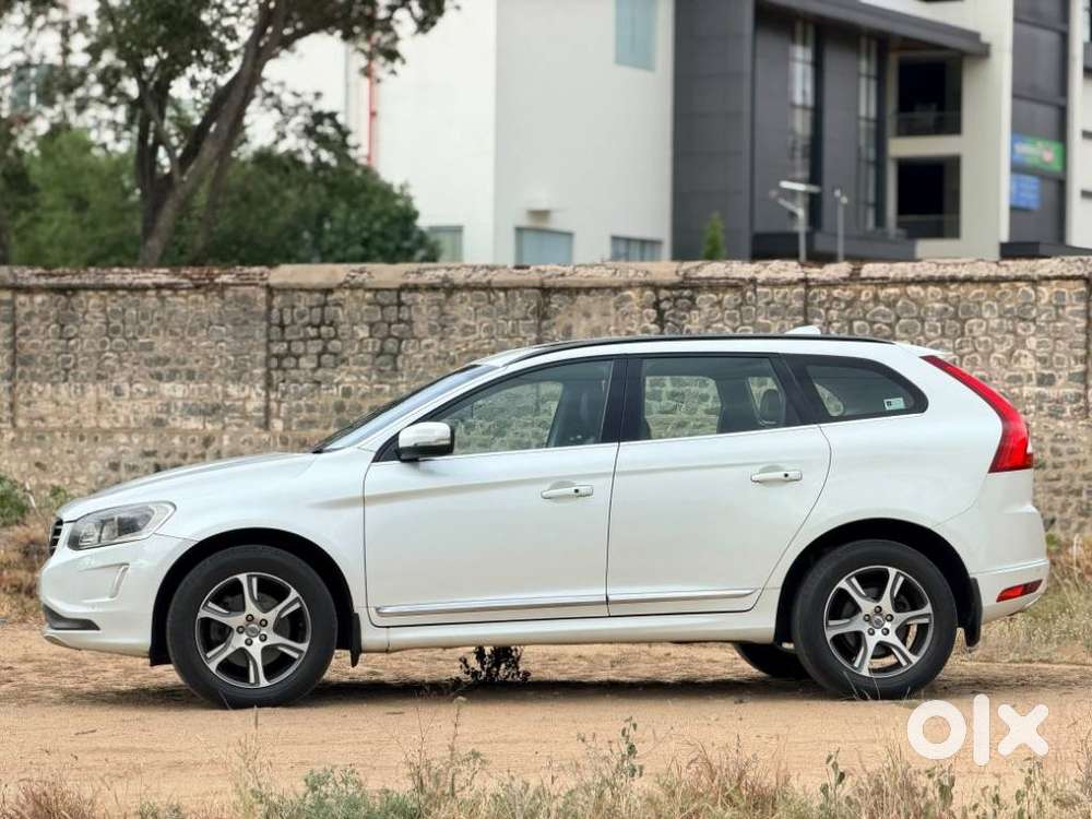 Volvo Xc60 D5 Awd Automatic, 2016, Diesel