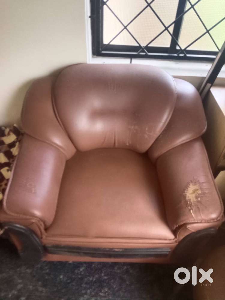 Single seater sofa-2