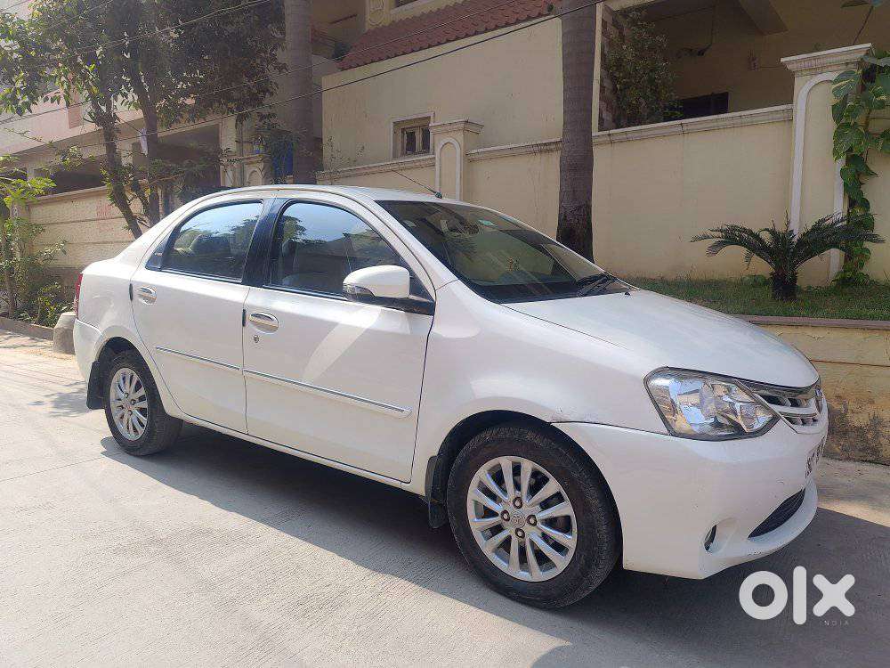 Toyota Etios 2013-2014 V Sp, 2014, Petrol