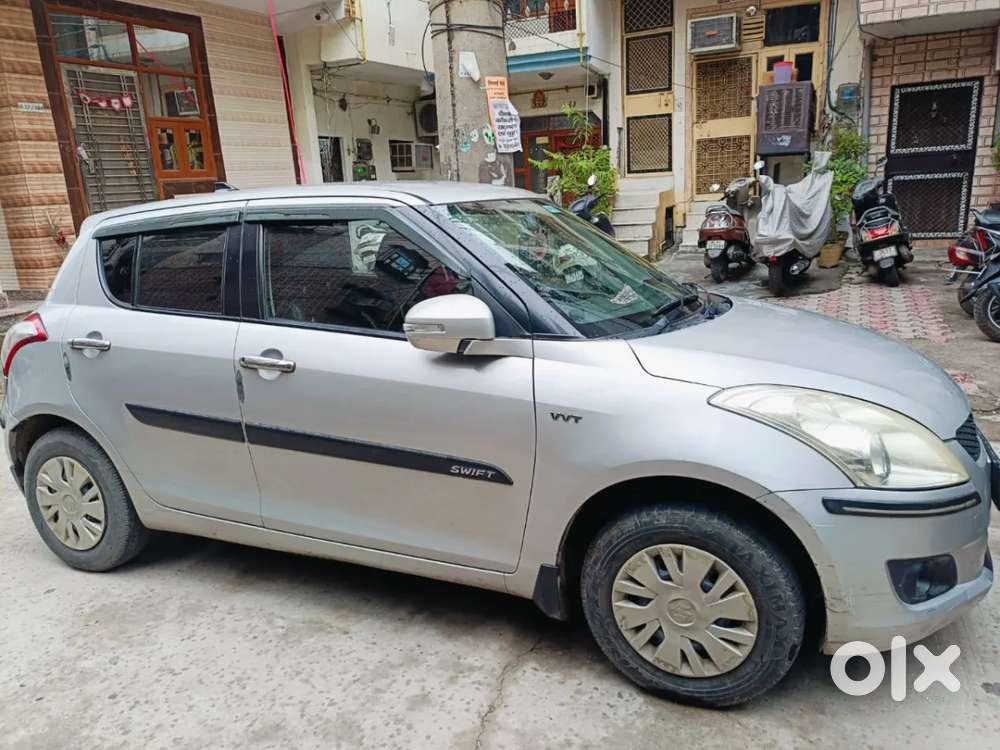 Maruti Suzuki Swift Vxi Bsiv, 2012, Petrol