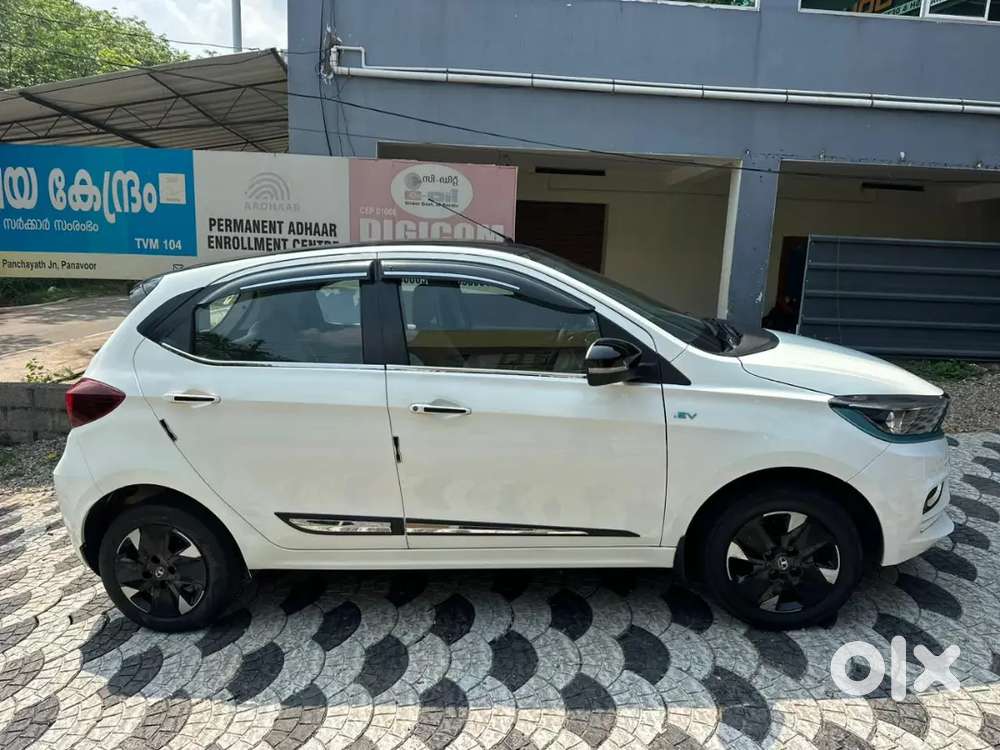 Tata Tiago Ev 2023 Electric Well Maintained