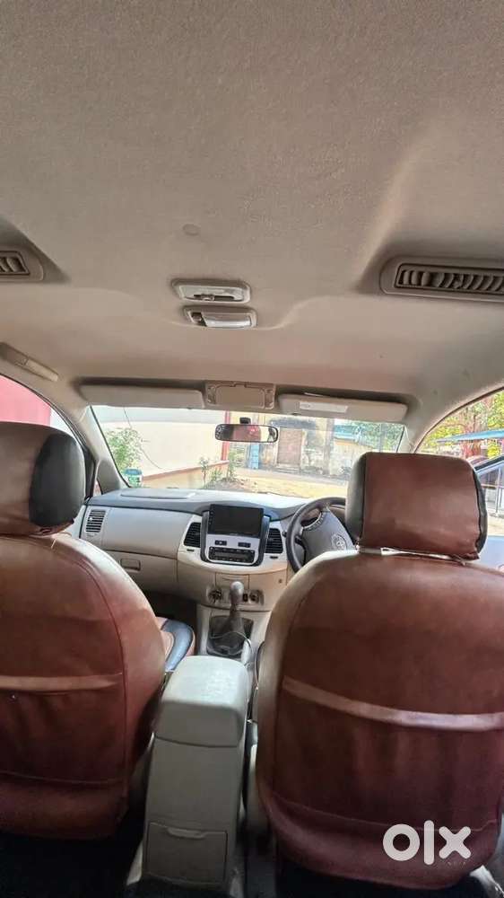 Toyota Innova 2009 Diesel Well Maintained