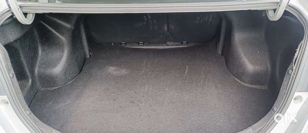 Toyota Yaris V Cvt, 2020, Petrol