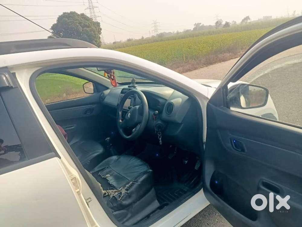 Kwid Rxt 4 Power Window , Good Canditian , Company Fitted Music System