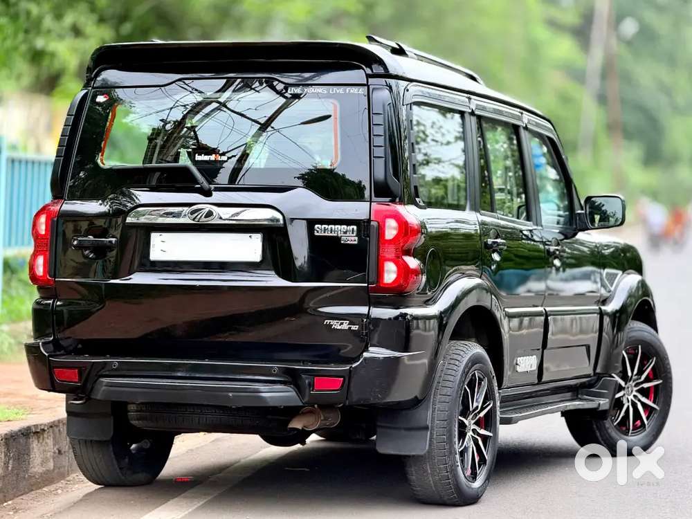 Mahindra Scorpio 2021 2.2 S