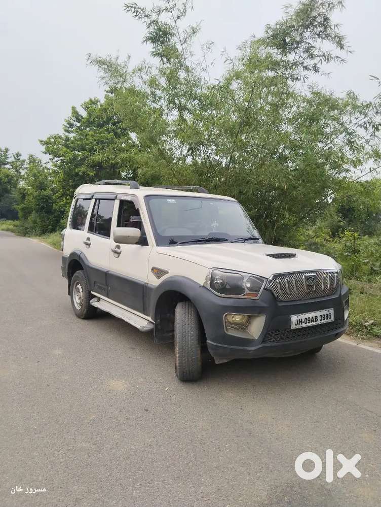 Mahindra Scorpio S2