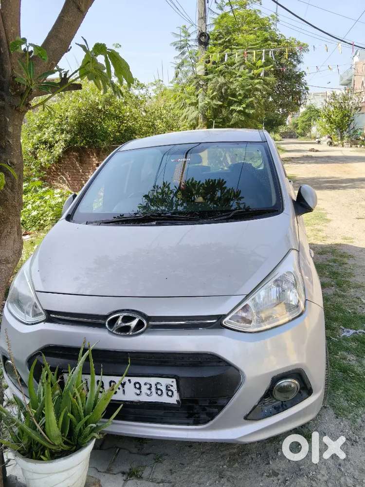 Hyundai Grand I10 2016 Petrol 54300 Km Driven