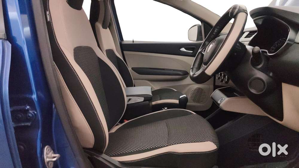 Renault Triber 1.0 Rxz Amt Dual Tone, 2021, Petrol