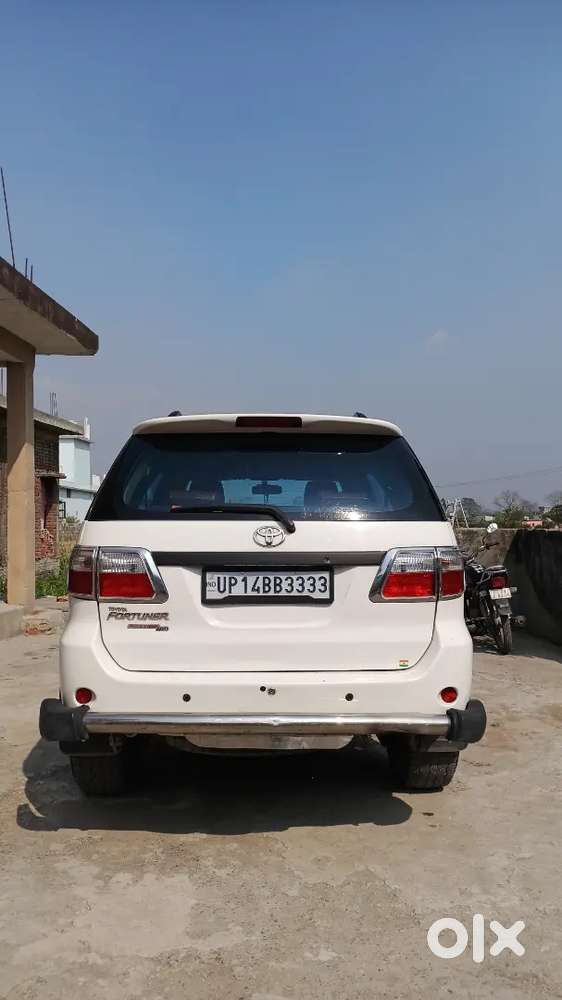 Toyota Fortuner 2010 Diesel 247000 Km Driven