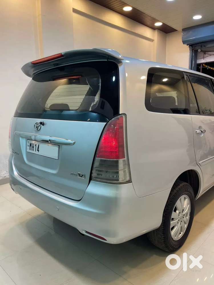Toyota Innova 2.5 Vx 8 Str Bsiv, 2011, Diesel