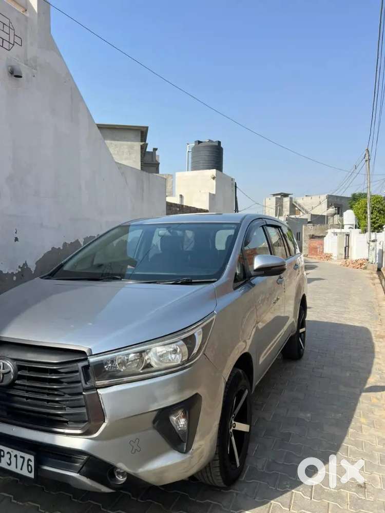 Toyota Innova Crysta 2018 Diesel 160000 Km Driven