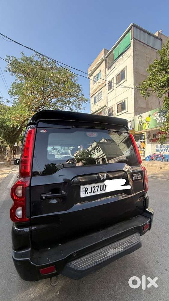 Mahindra Scorpio Classic 2023