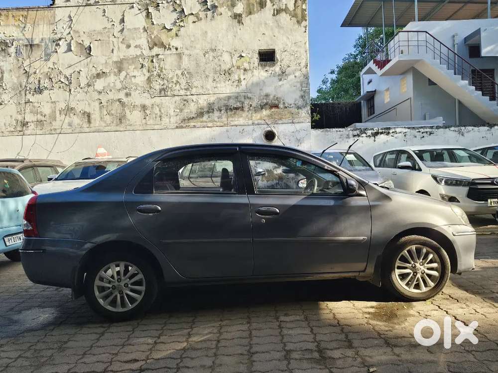 Toyota Etios 2015 Diesel 85000 Km Driven