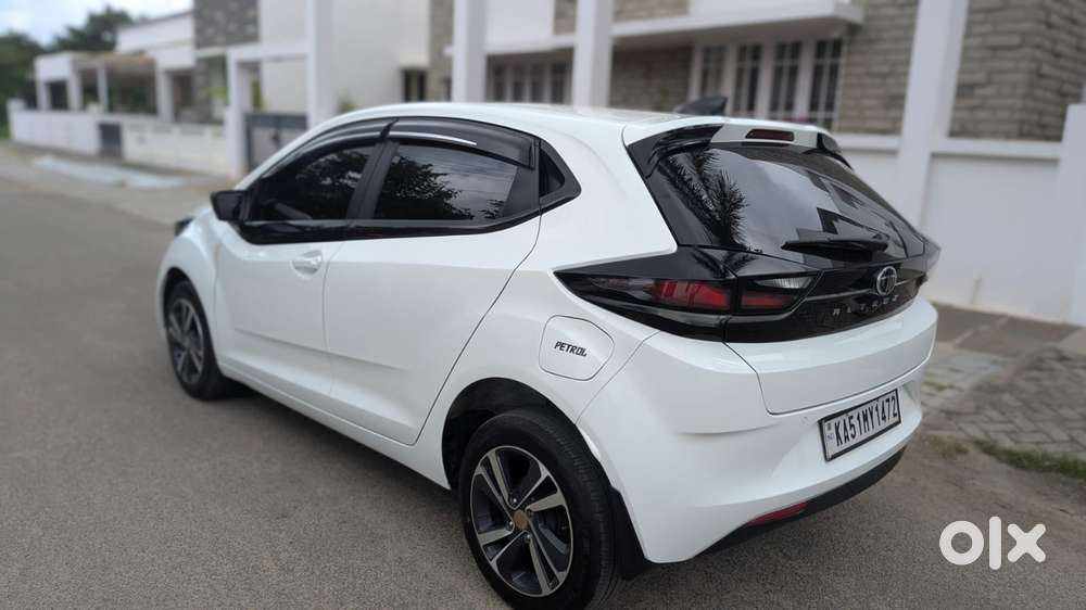 Tata Altroz Xz, 2025, Petrol