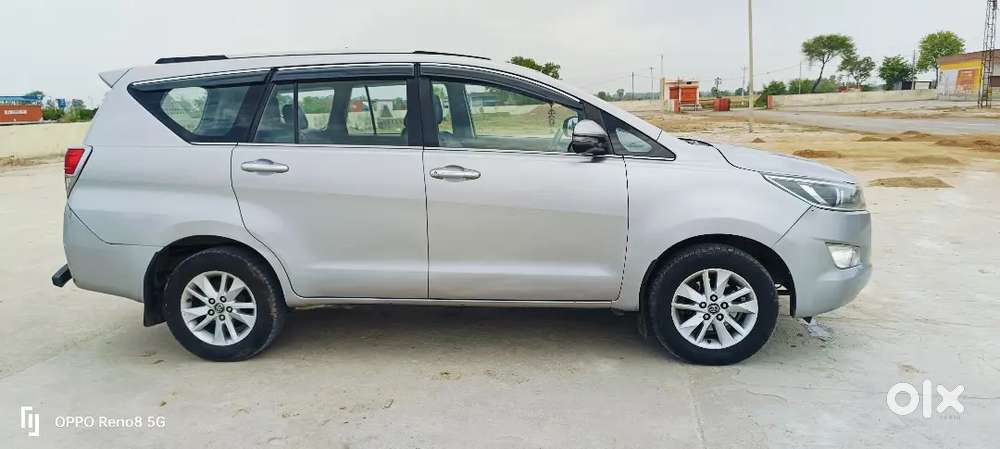 Toyota Innova Crysta 2018 Variant