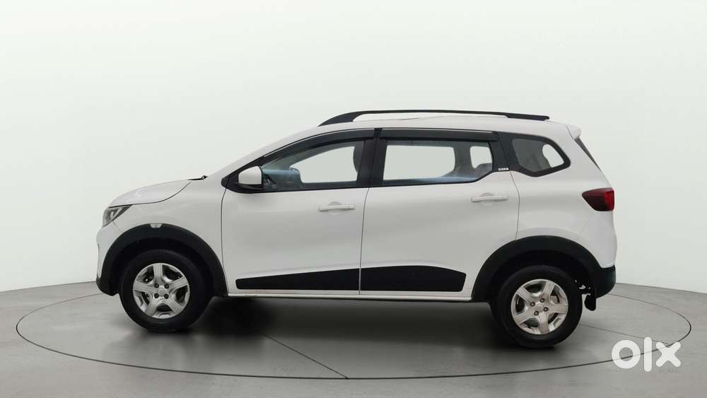 Renault Triber Rxz, 2019, Petrol